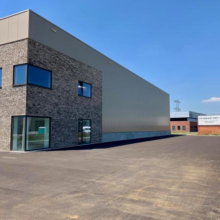 Echt Edisonweg 23 entee zijaanzicht.jpeg